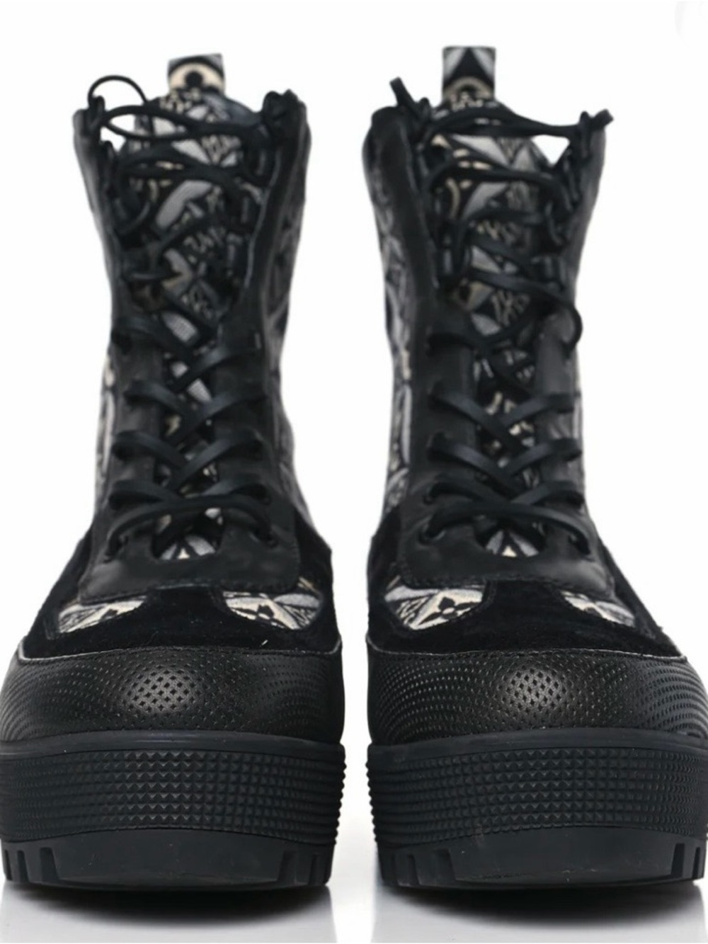 Boot - Picture 5 of 15